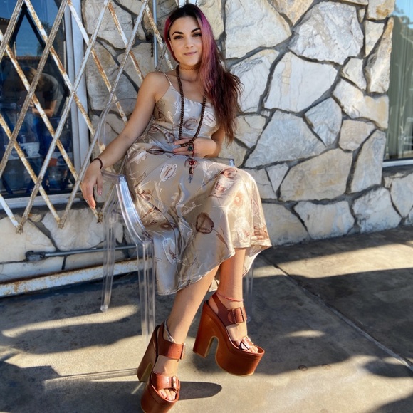 Hi, I’m Cassie! - Picture 5 of 8